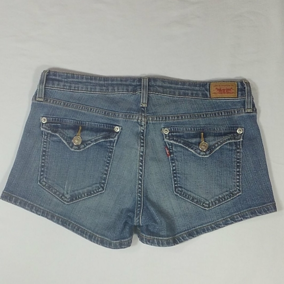 Levi's Blue Jean Shorts 5 - Picture 6 of 6